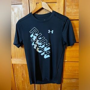 Mens Small Tshirt